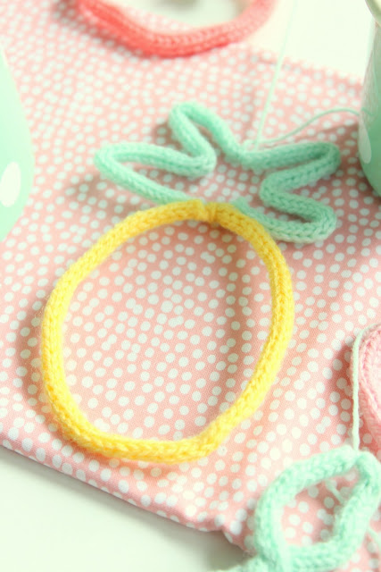 DIY Früchtchen mit der Strickliesel