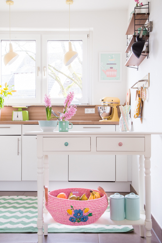 Küche im Frühlingsoutfit *