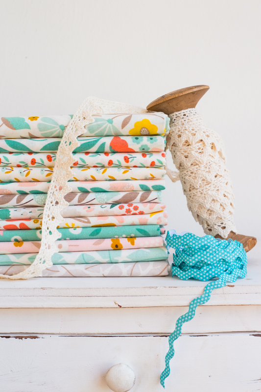 Neues Schlafzimmer + Tipps für das Einrichten mit farbigen Tapeten