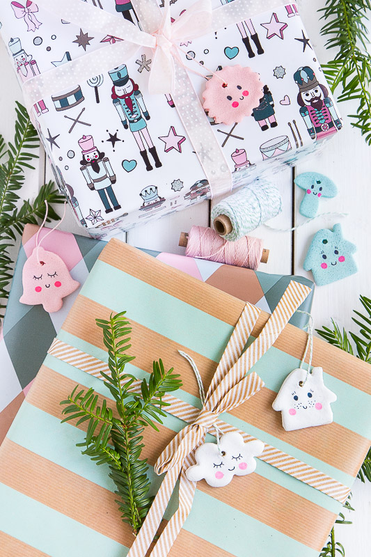 Anhänger für Weihnachtsbaum und Geschenke aus Salzteig selber machen