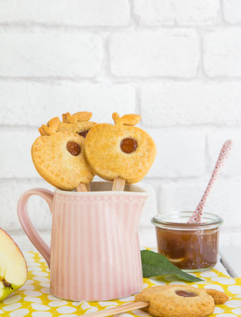 Keks am Stiel mit fruchtiger Apfelbutter