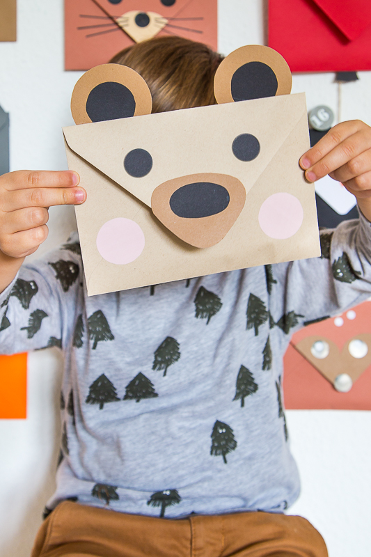 Tierischer Adventskalender aus Briefumschlägen