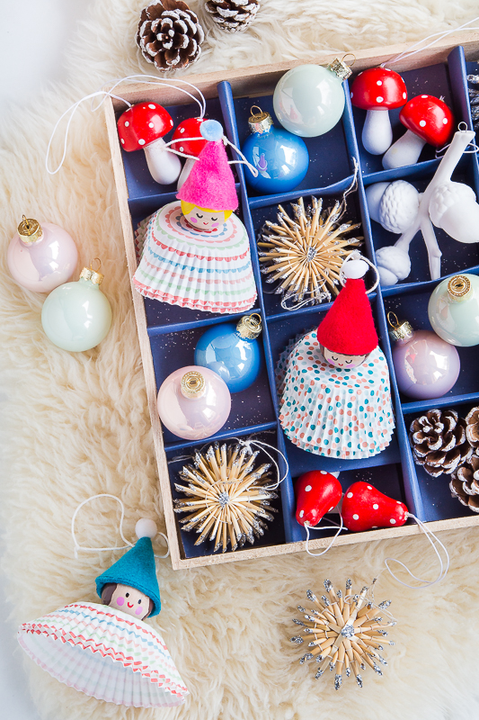 Weihnachtsbaumschmuck aus Muffinförmchen