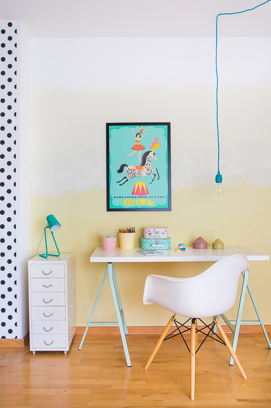 Kinderzimmergestaltung mit der neuen Trendfarbe Stilltalent im Ombre Style