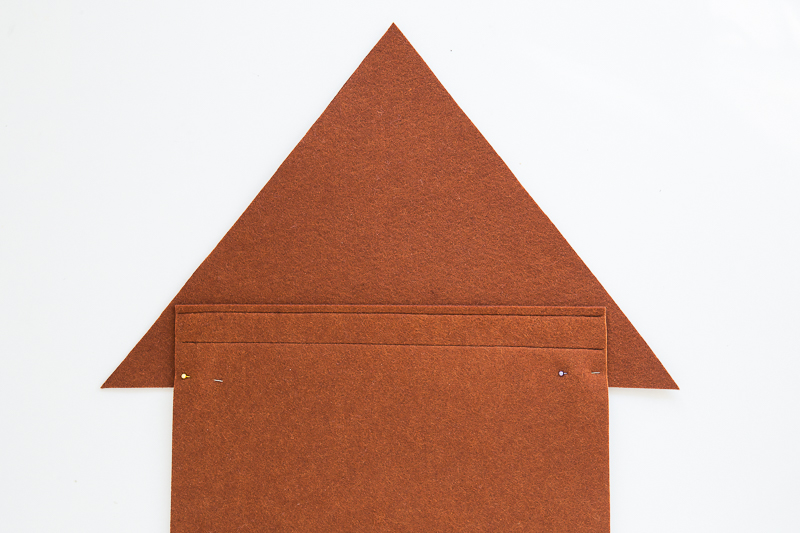 Ein märchenhafter Adventskalender als Lebkuchenhaus