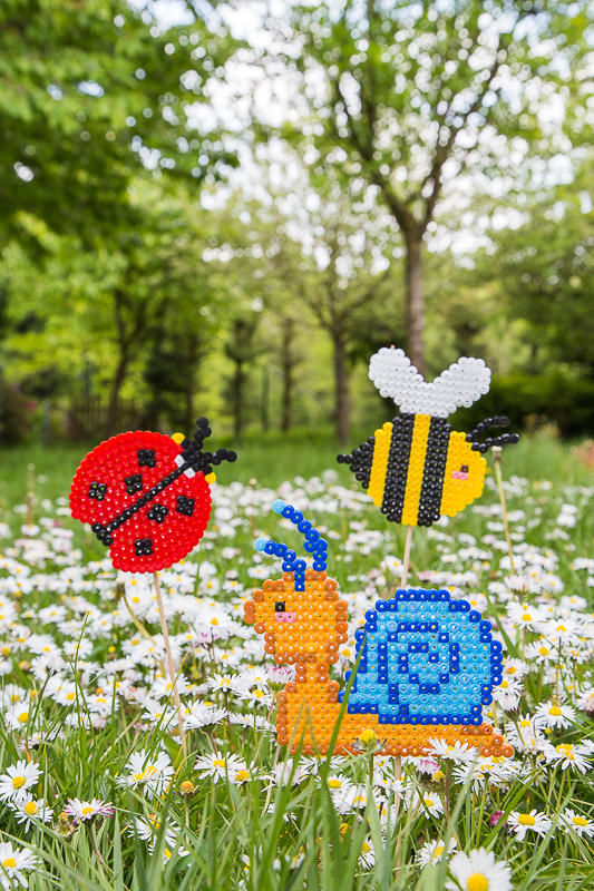 Sommerspaß mit Bügelperlen - Pflanzenstecker für den Blumentopf