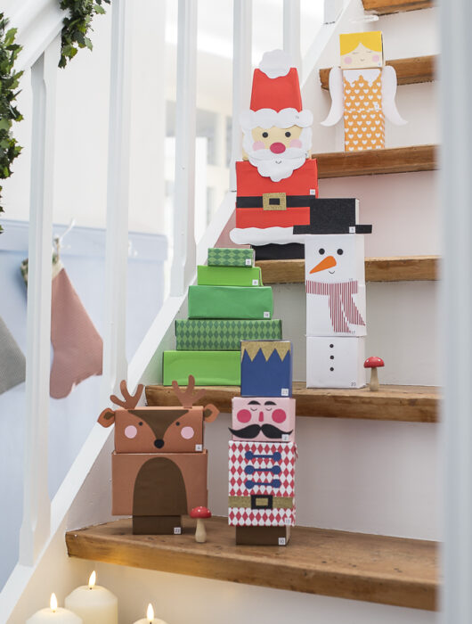 Upcycling Adventskalender für Kinder aus Verpackungsschachteln