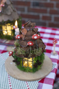 Lichterhäuschen - Ein Adventskranz aus dem Wald