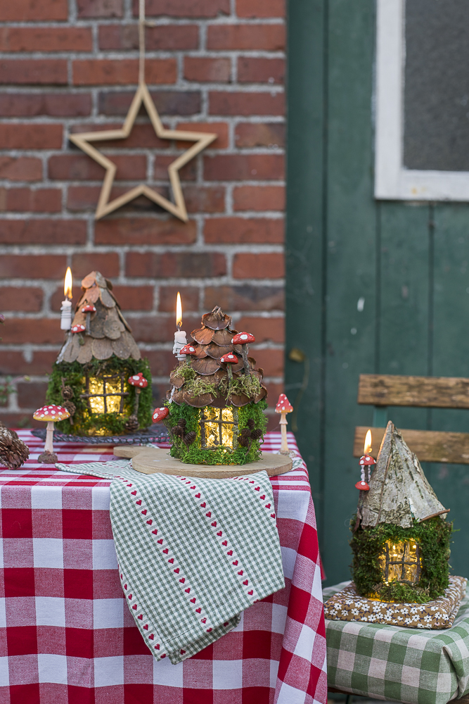 Lichterhäuschen - Ein Adventskranz aus dem Wald